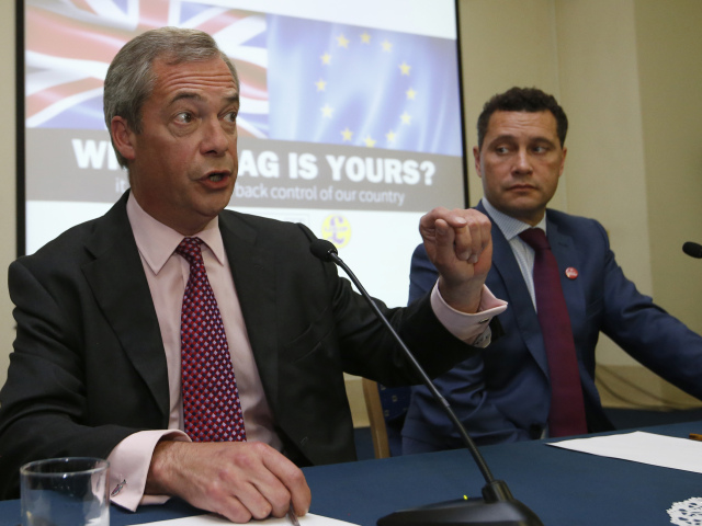 Steven Woolfe, Nigel Farage, UKIP