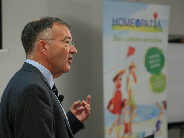 Dr. Peter Fisher