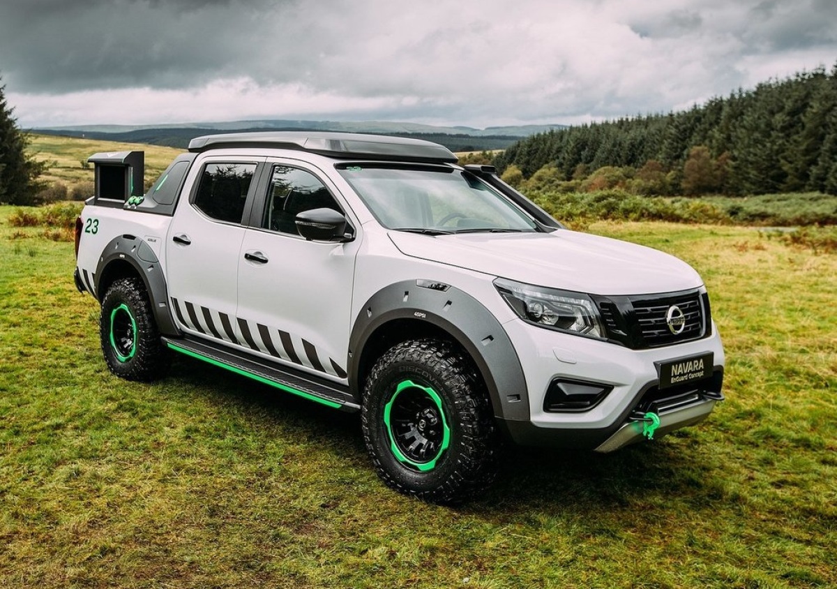 Nissan-Navara En Guard Concept-2016-1024-02