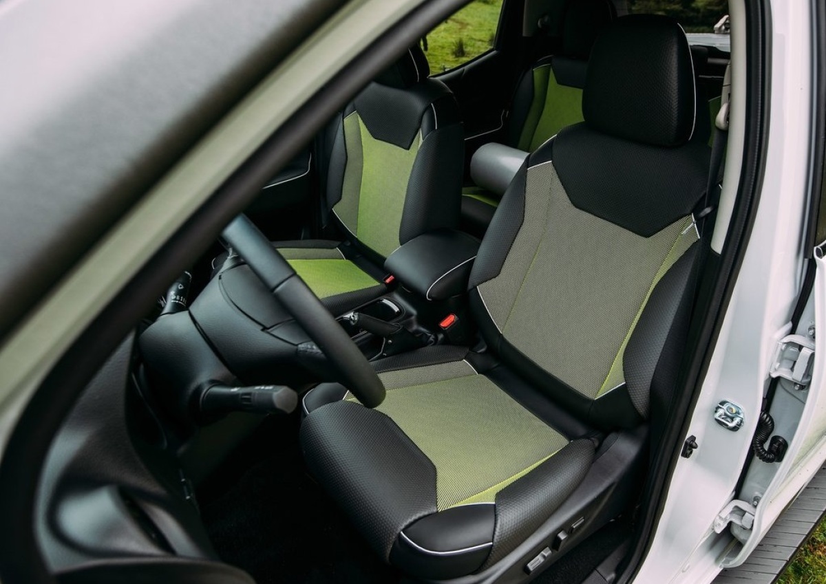 Nissan-Navara En Guard Concept-2016-1024-0c
