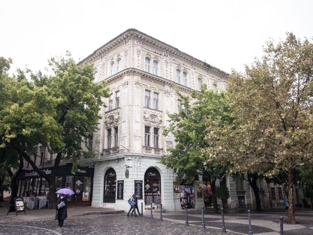 najomne byty, hviezdoslavovo nam. 11