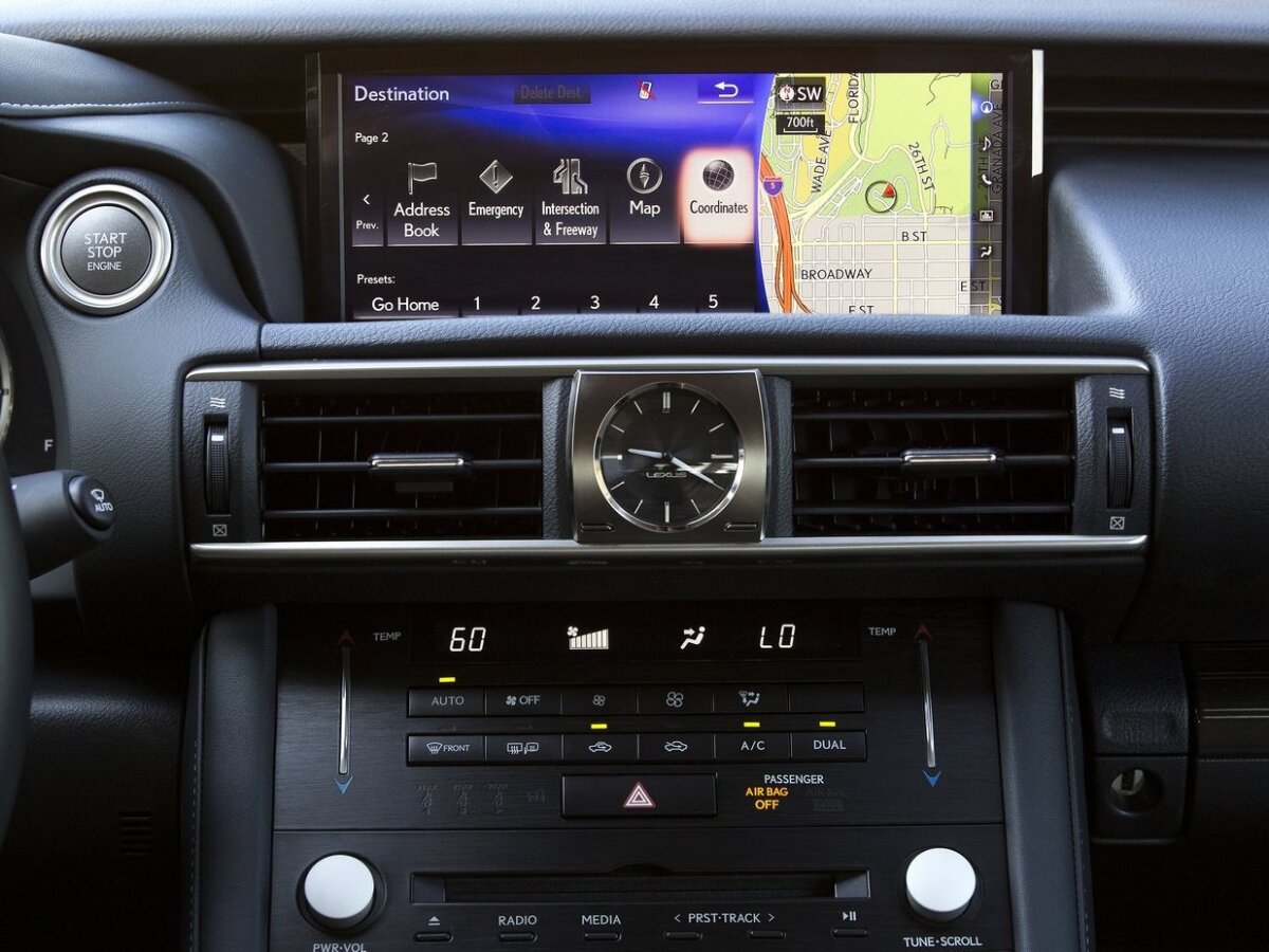 Lexus IS - 2016