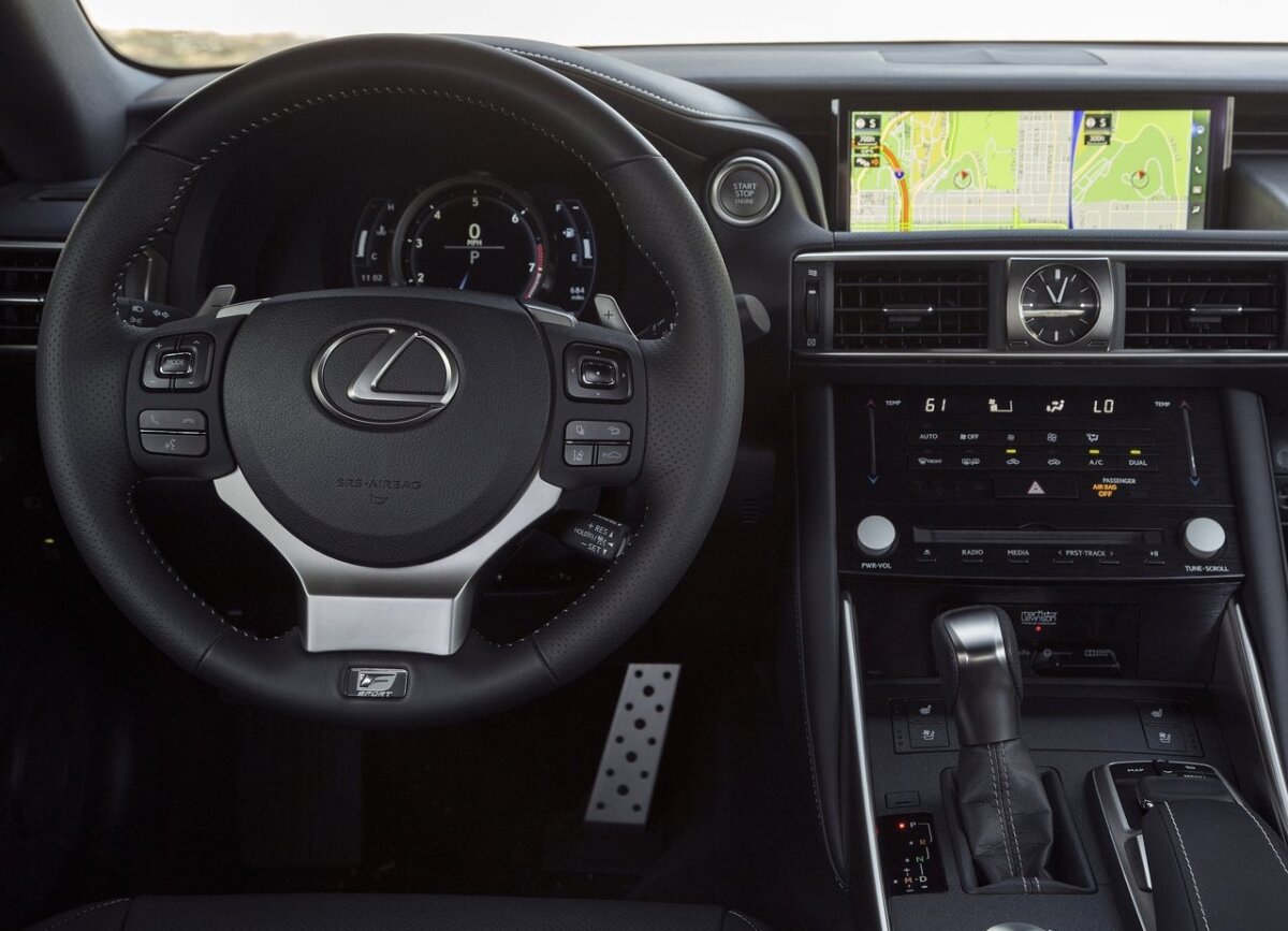 Lexus IS - 2016