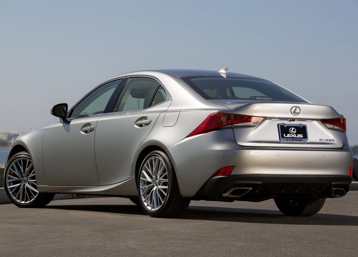 Lexus IS - 2016