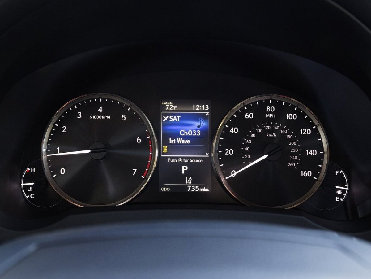 Lexus IS - 2016