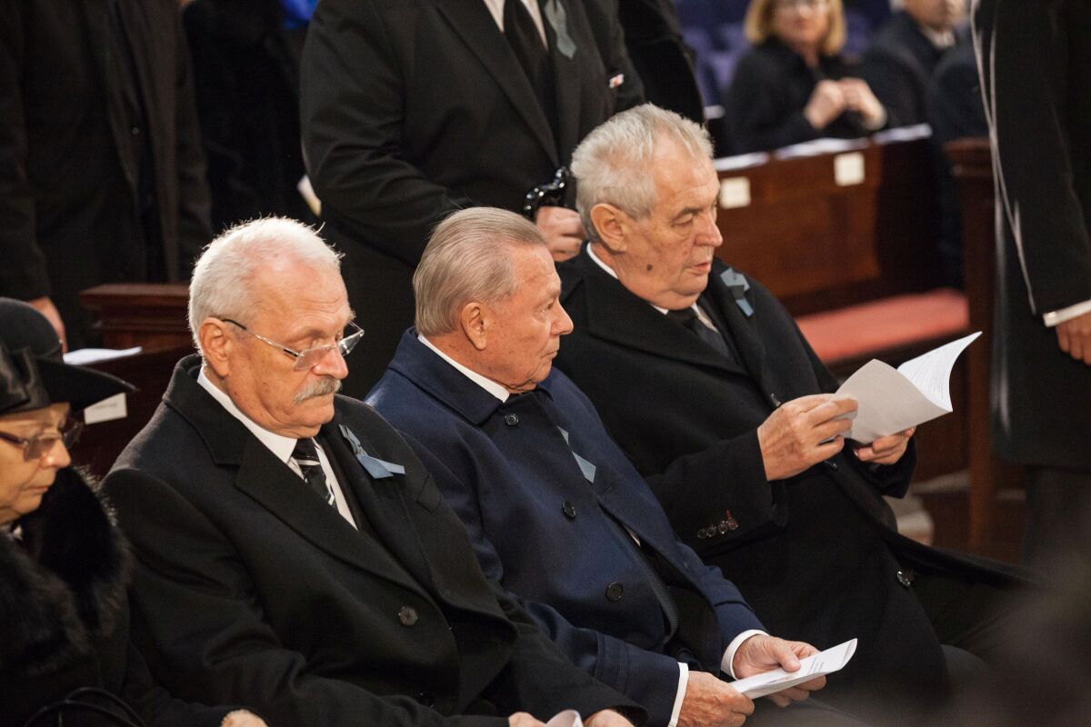 posledna rozlucka, pohreb, prezident, kovac