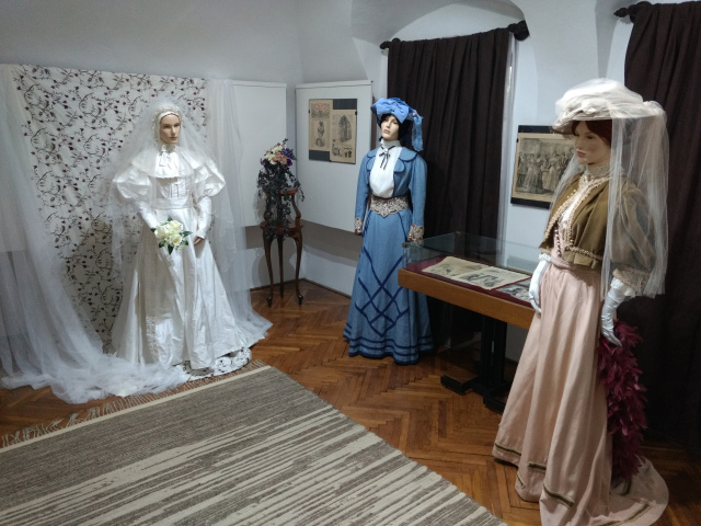 šaty, múzeum, Kežmarok
