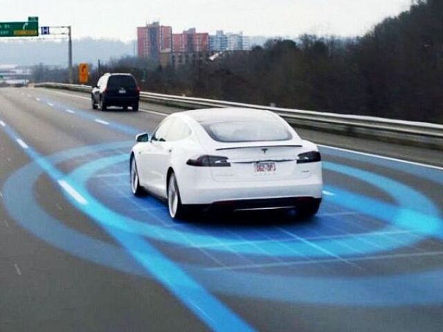 Tesla - Autopilot