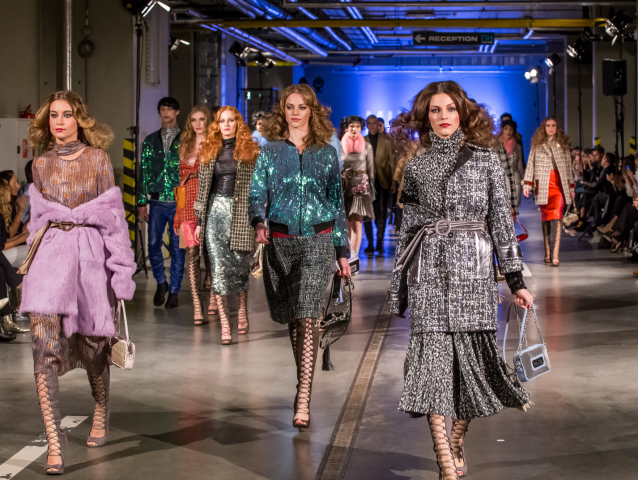 Defilé prehliadky Miklosko Fashion Design.