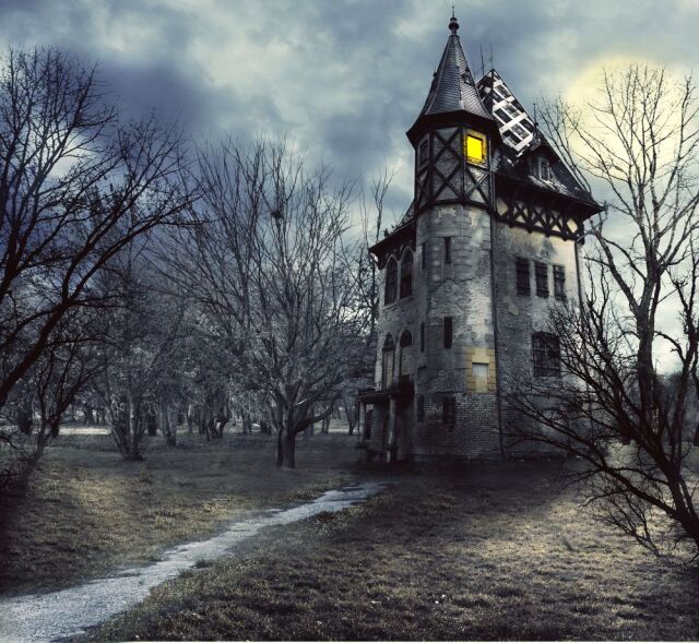 strašidelný dom, duchovia, temný, zámok, halloween, hrozivý, desivý,
