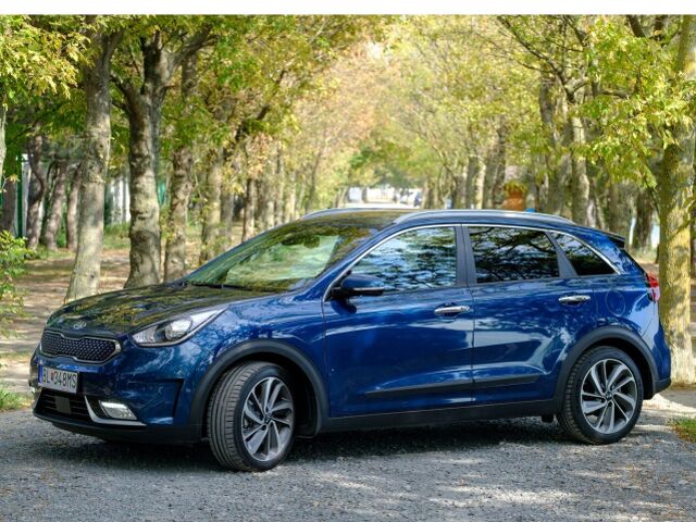 Kia Niro Platinum - test 2016