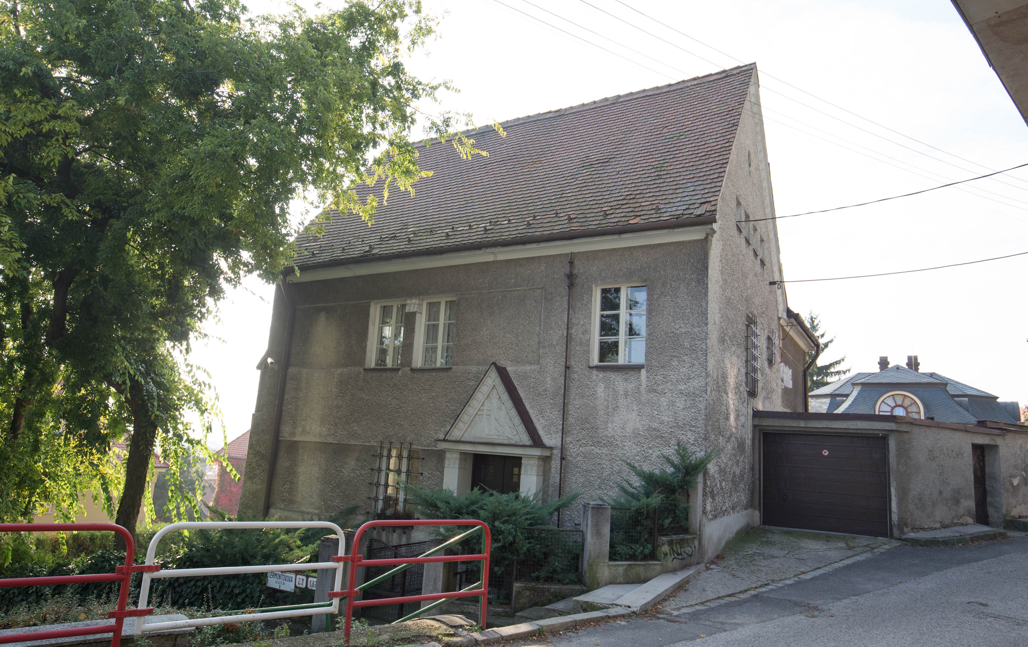 Jurkovičova vila na Lermontovovej 23 v Bratislave, kam sa rodičia Katky Jurkovičovej nasťahovali v roku 1950.