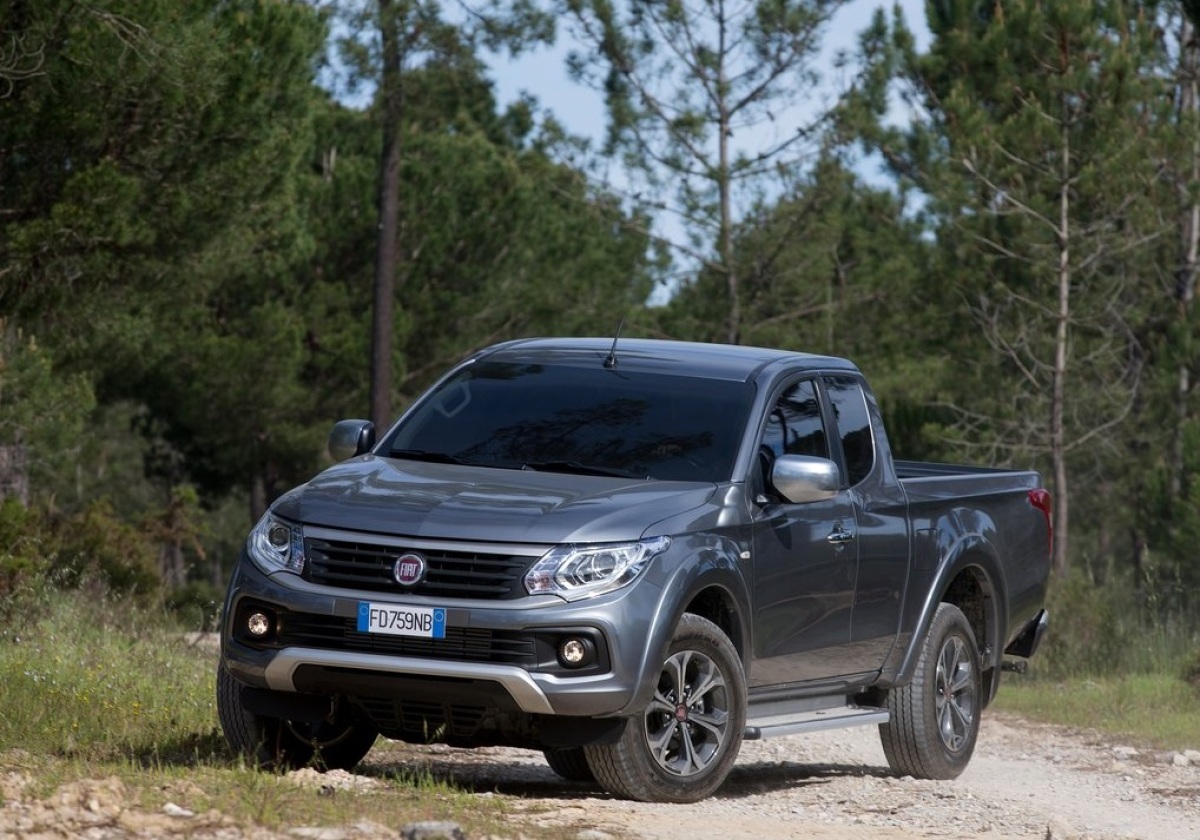 Fiat-Fullback-2016-1024-08