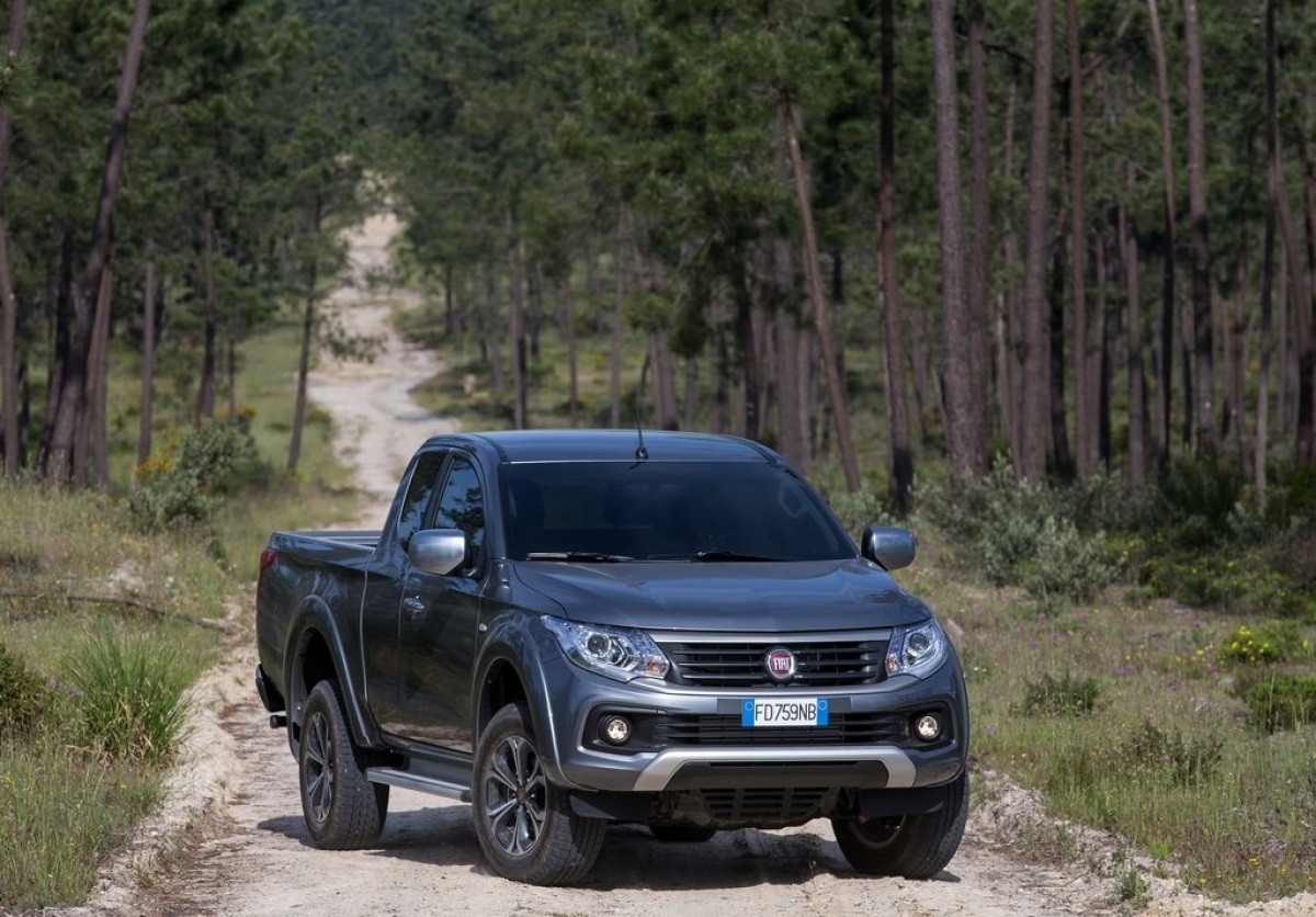 Fiat-Fullback-2016-1024-09