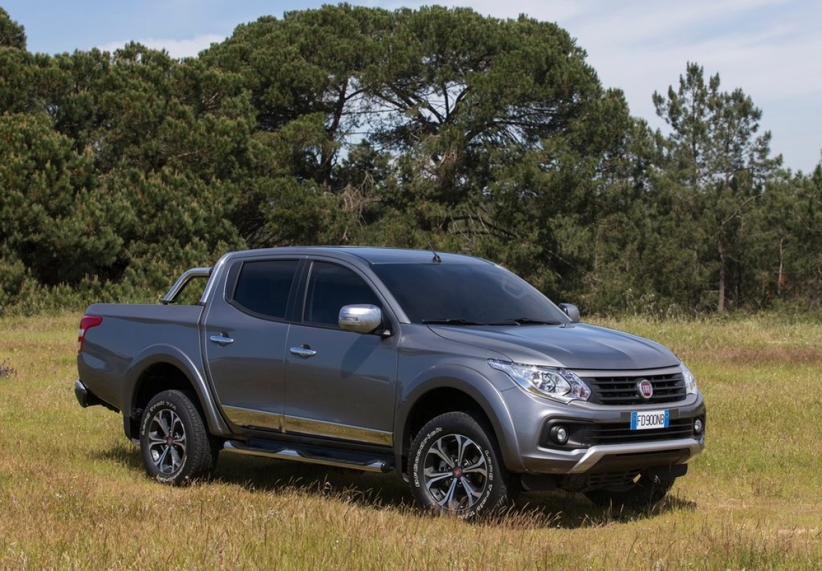 Fiat-Fullback-2016-1024-0a