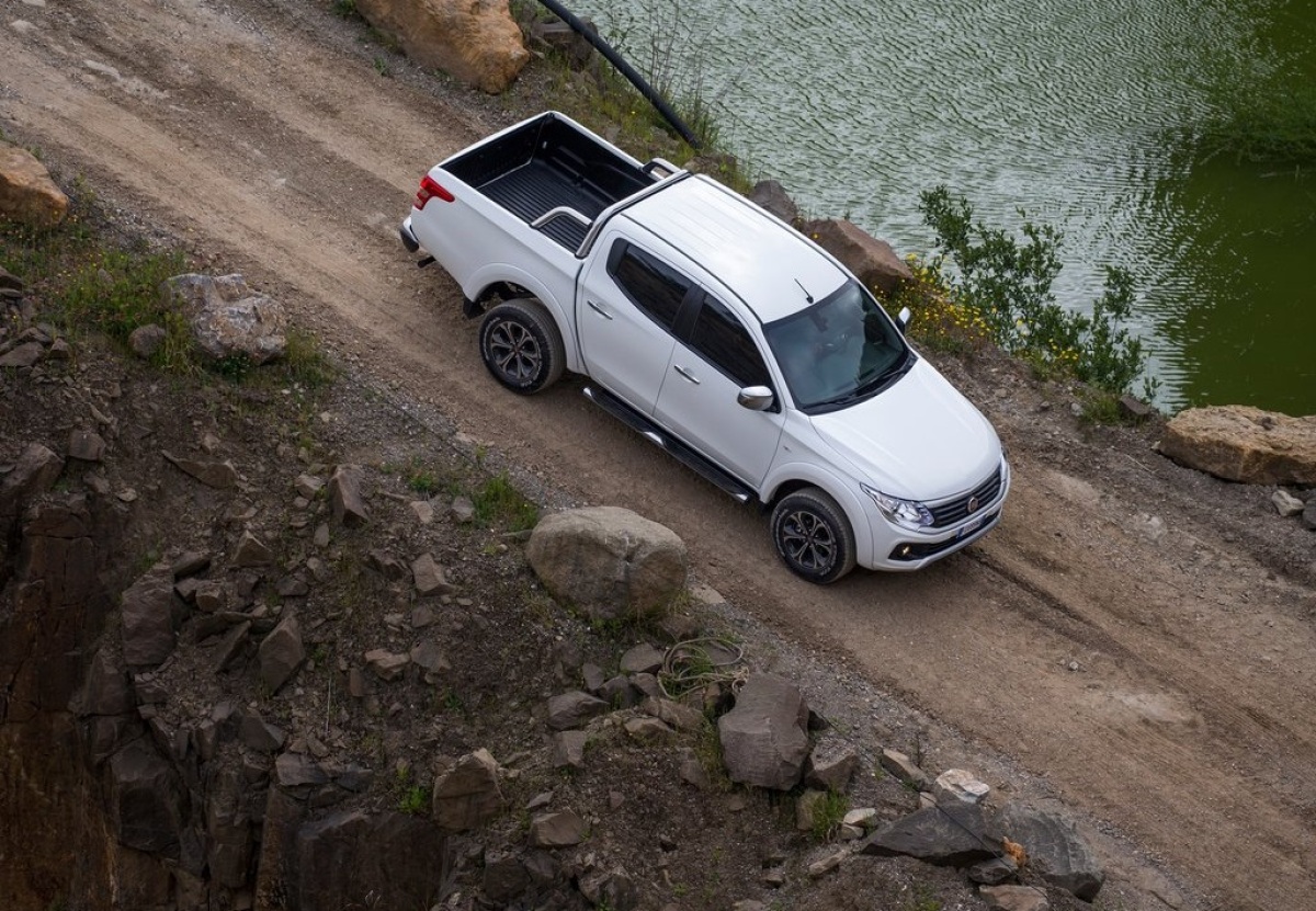 Fiat-Fullback-2016-1024-28