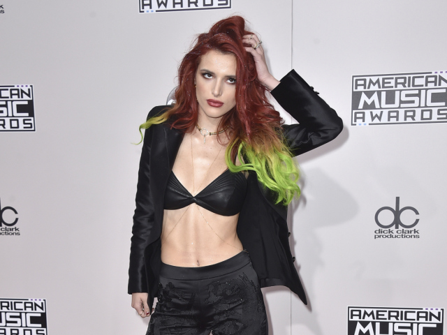 Herečka a speváčka Bella Thorne.