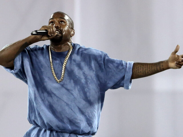 Umelec Kanye West na archívnom zábere z júla 2016.
