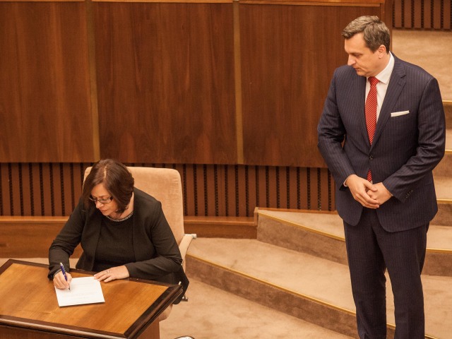 parlament, slub, zimenova