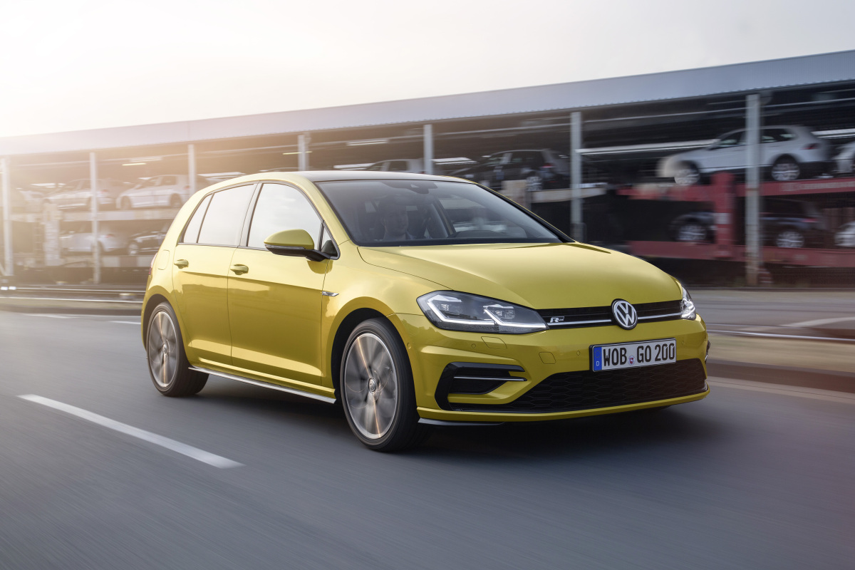 golf inzercia
