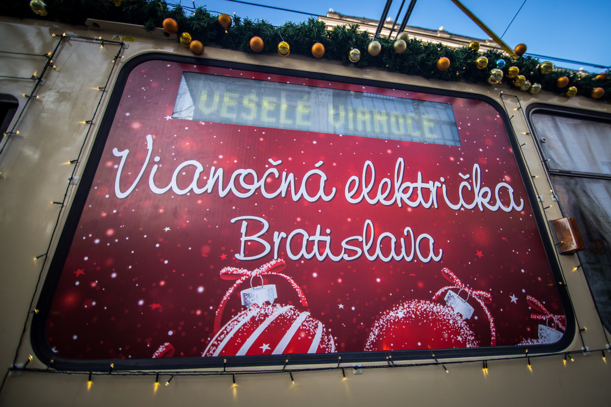 BRATISLAVA: Vianočná električka