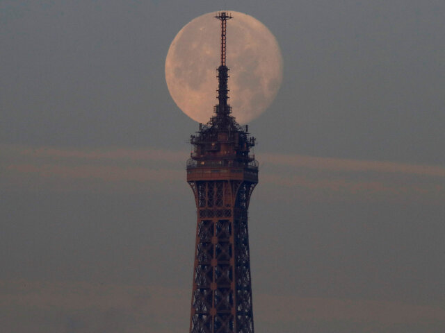 Eiffelova veža, Paríž