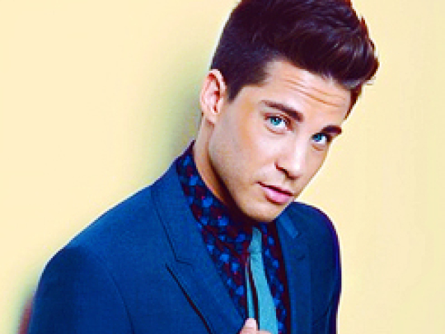 Dean Geyer