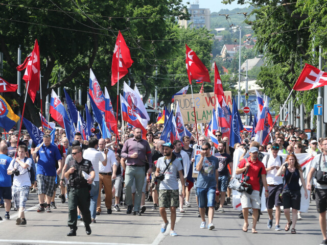 pochod extremistov, pochod, bratislava