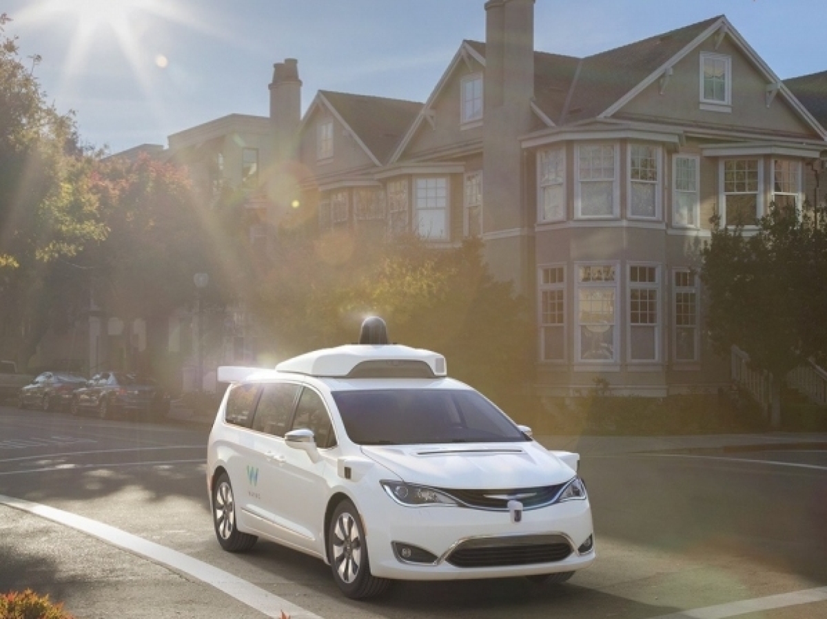 Google Waymo - Chrysler Pacifica