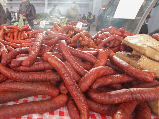 mäso, údeniny, klobása, klobásy, slanina,