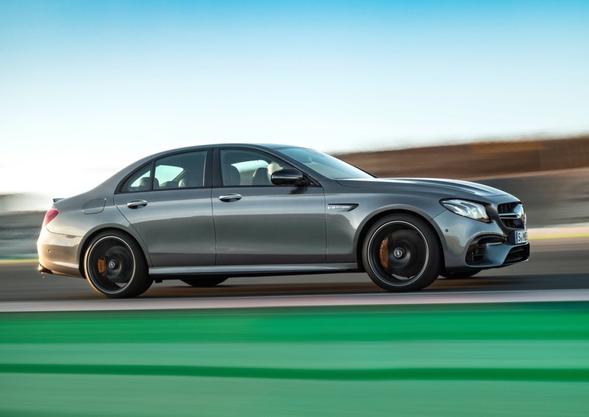 Mercedes-Benz-E63 AMG-2017-1024-19