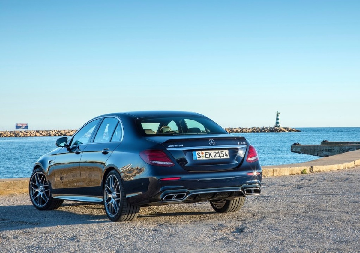 Mercedes-Benz-E63 AMG-2017-1024-69