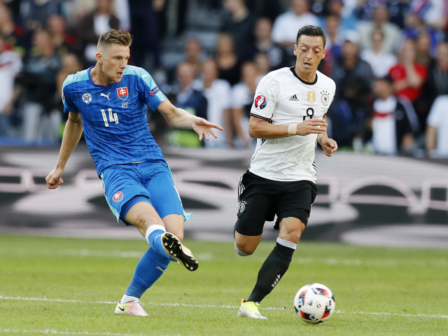 ME 2016 futbal slovensko škriniar