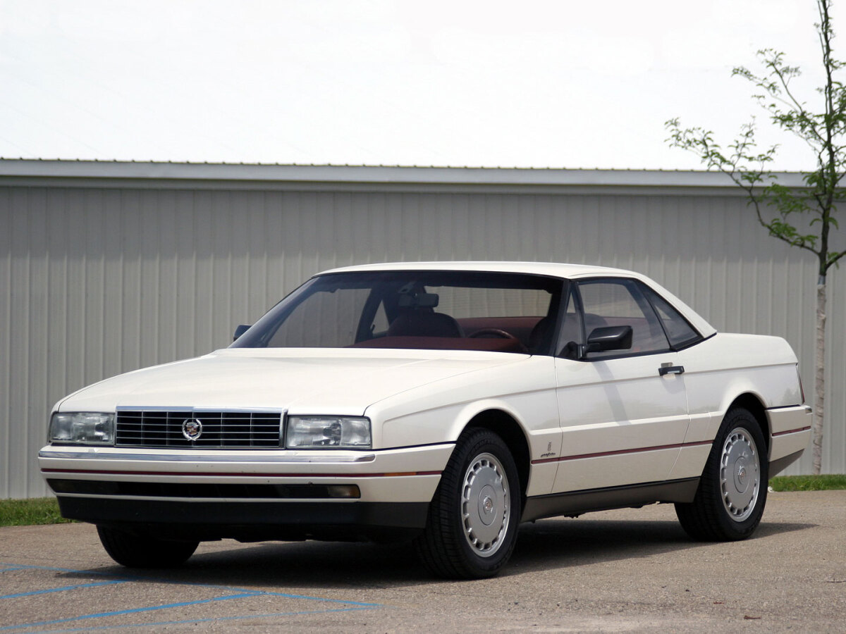 Cadillac Allanté - história