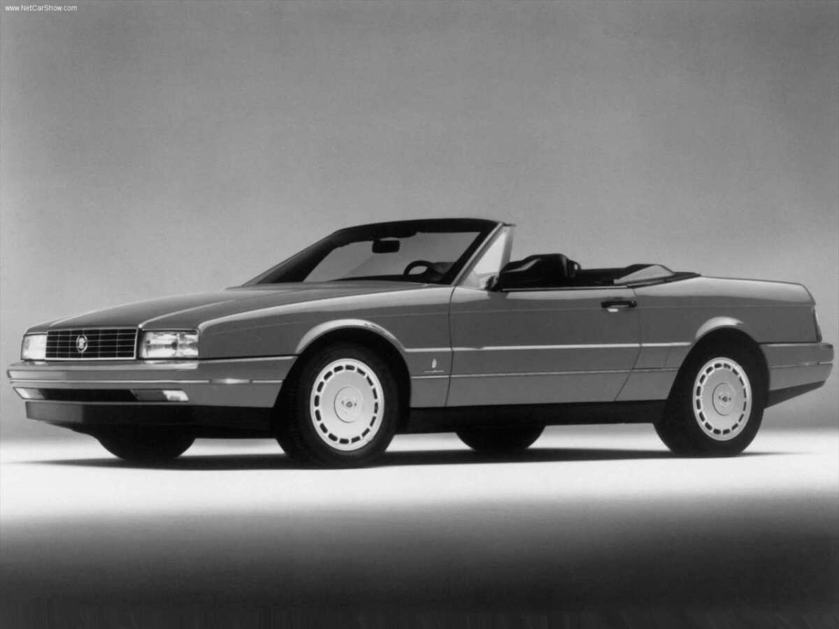 Cadillac Allanté - história