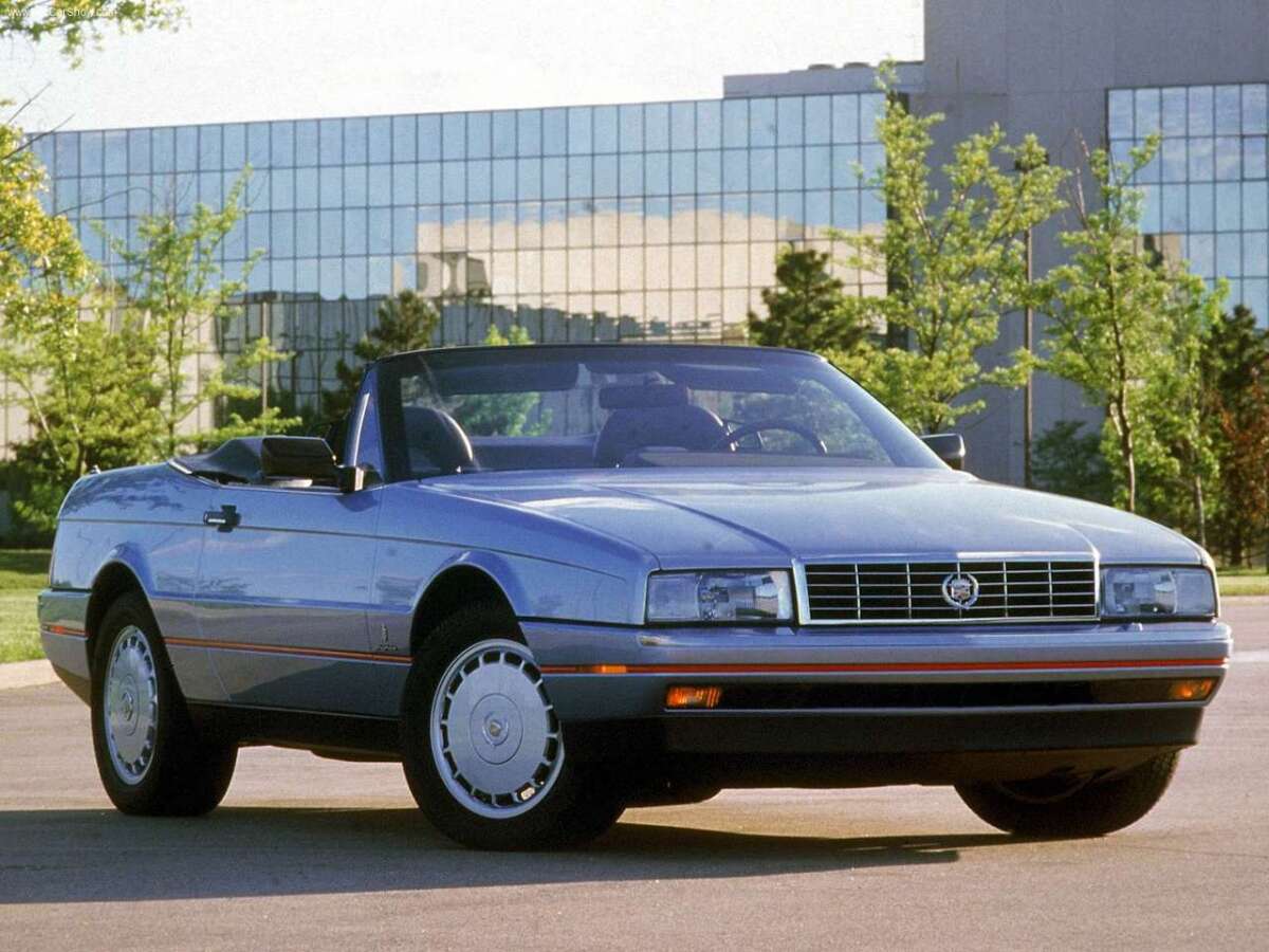 Cadillac Allanté - história