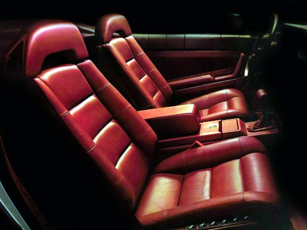 Cadillac Allanté - história