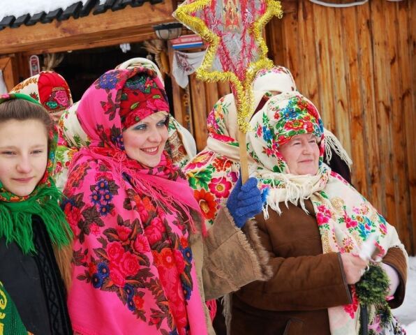 kroje, Rusko, Ukrajina, ženy, Ukrajiny, folklór, Rusíni, šatky, ľudová kultúra,