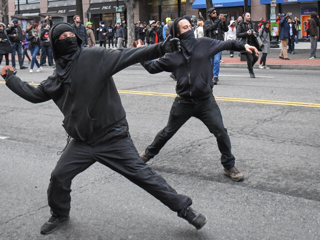 Trump, protest