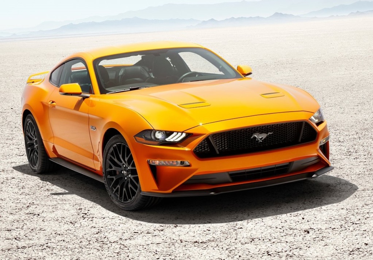 Ford-Mustang GT-2018-1024-02
