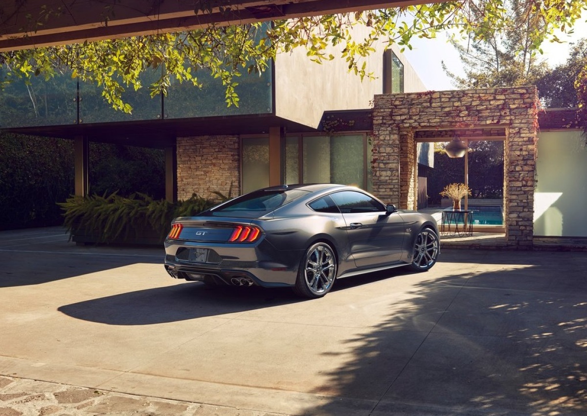 Ford-Mustang GT-2018-1024-07