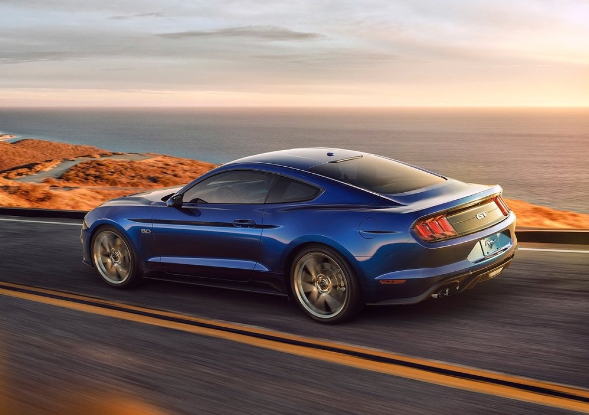 Ford-Mustang GT-2018-1024-08