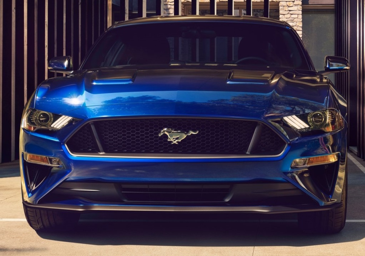 Ford-Mustang GT-2018-1024-0b