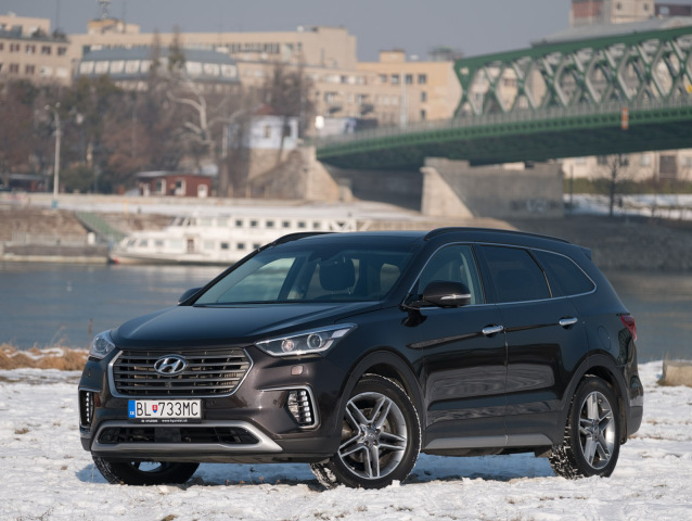 Hyundai Grand Santa Fe