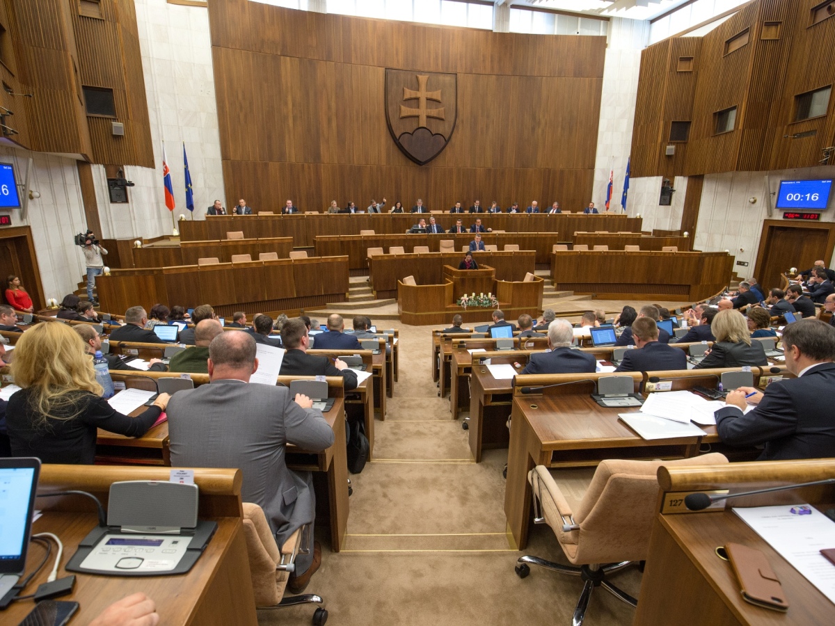 snemovna, národná rada, poslanci