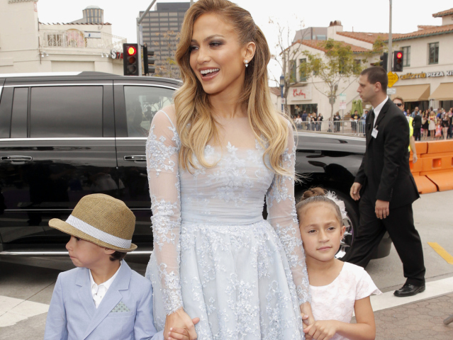 Jennifer Lopez a jej dvojčatá - syn Maximilian a dcérka Emme