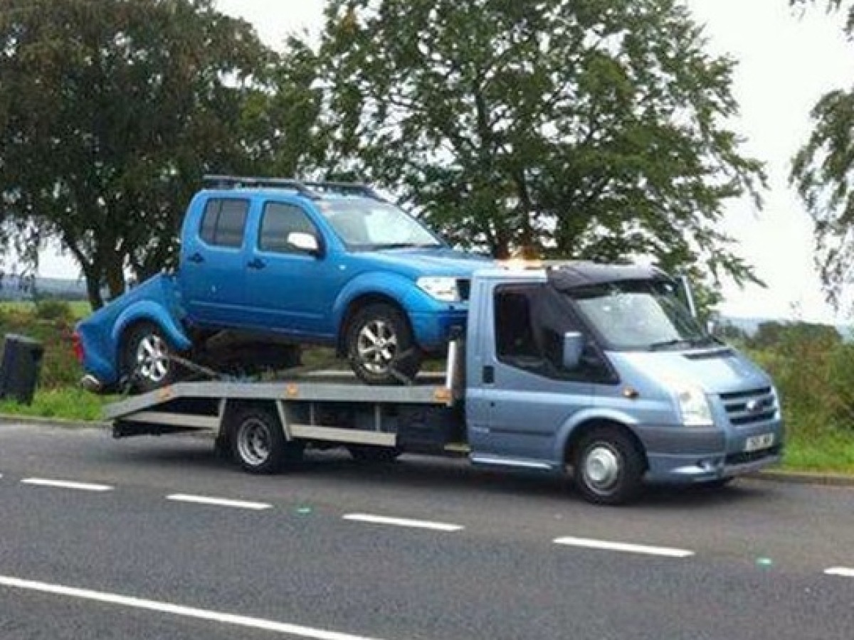 Nissan Navara D40  - problém s rámom