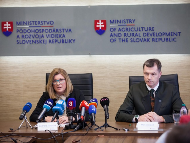 Gabriela Matečná, Marián Staník, Slanské lesy, kauza, tlačovka