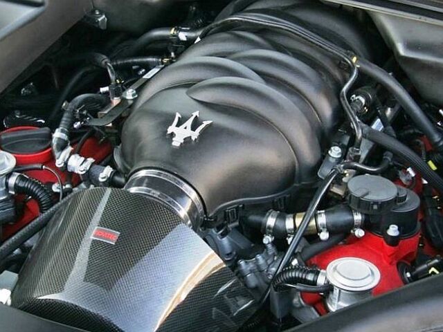 Maserati - motor
