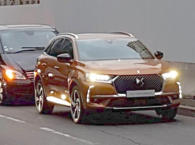 DS 7 Crossback  - Paríž